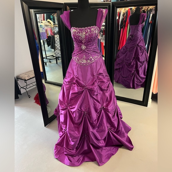 Mori Lee Dresses & Skirts - Mori Lee Vibrant Purple Prom Dress